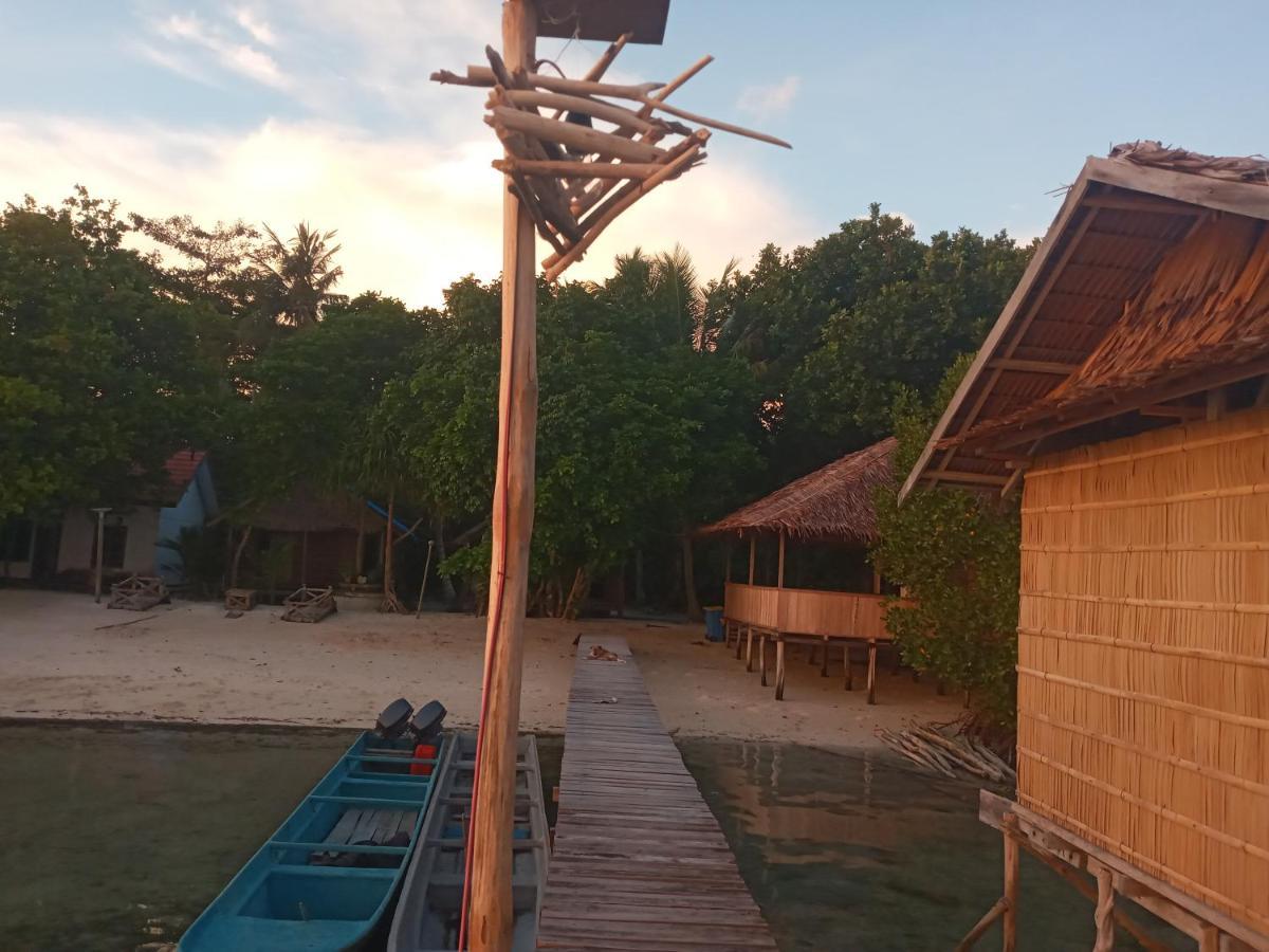 Arborek Diving Homestay R4 Besir Exteriör bild