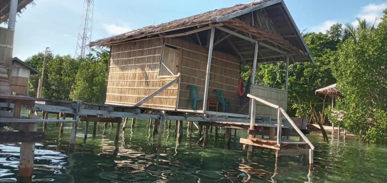 Arborek Diving Homestay R4 Besir Exteriör bild