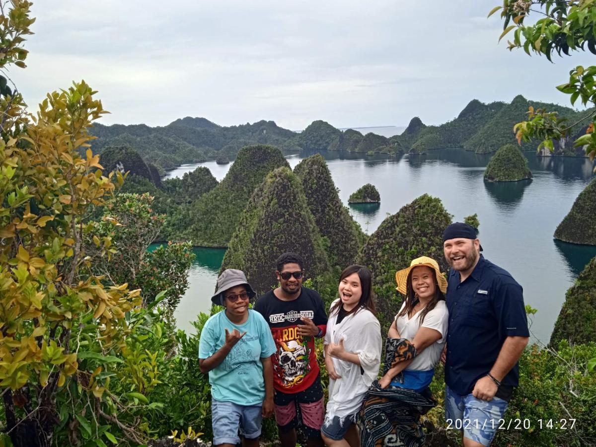 Arborek Diving Homestay R4 Besir Exteriör bild
